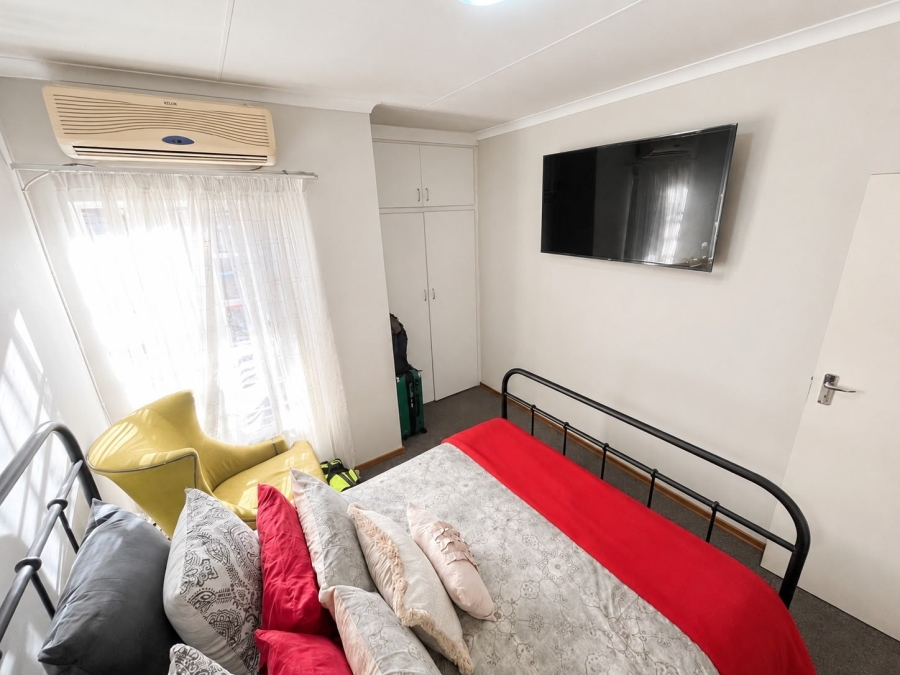 3 Bedroom Property for Sale in Geelhoutpark North West